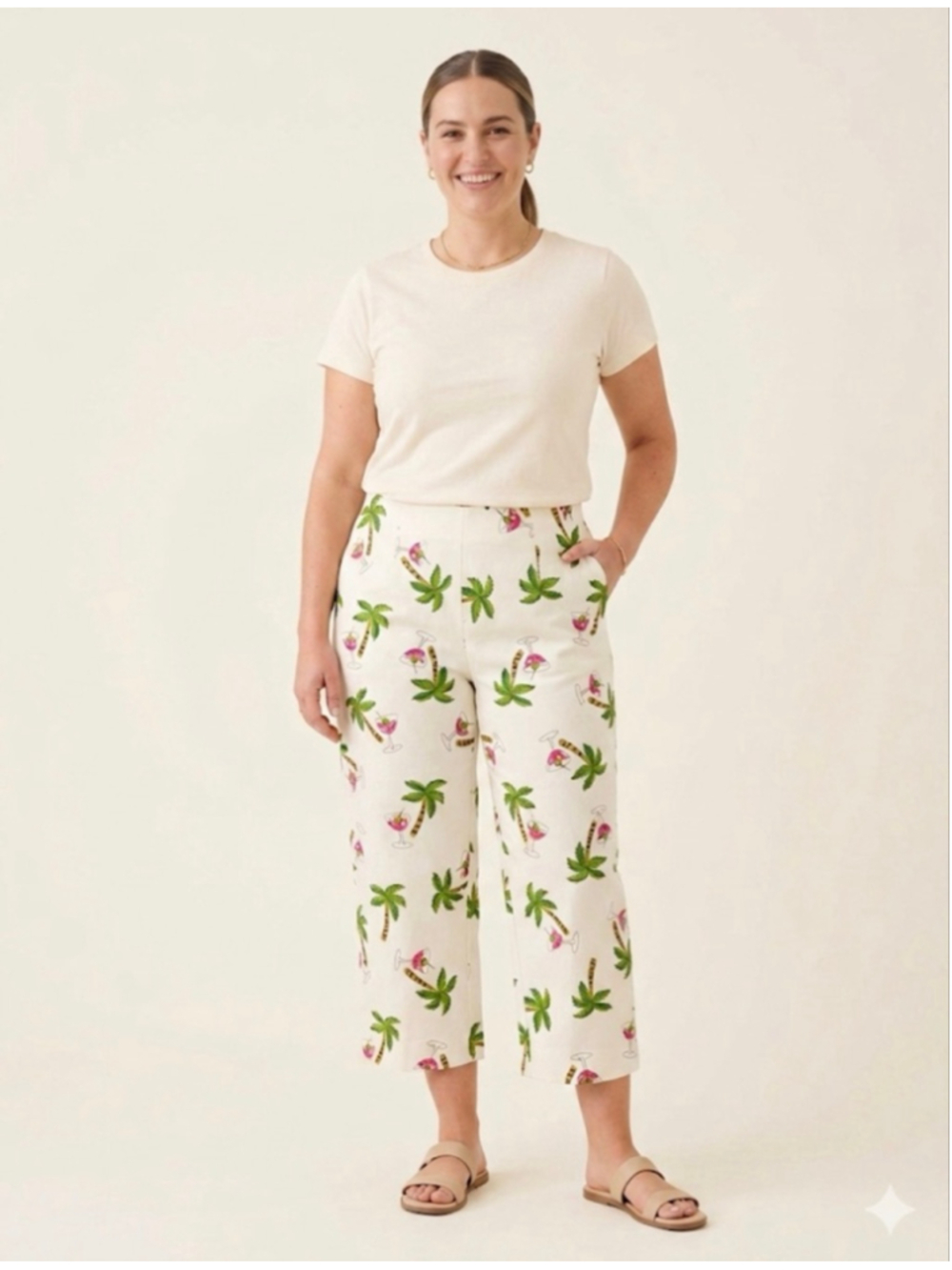 BRIGGS NEW YORK White Palm Tree Capri Pants Size 12